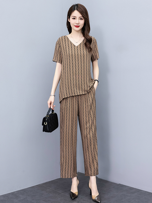 طقم صيفي جديد فضفاض على الطراز - مراجعة Summer Clothing Over 60 وسعره